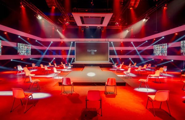 uitbreiding for live studio